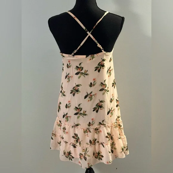 Abercrombie & Fitch pink Floral Babydoll dress. XS - Picture 3 of 9